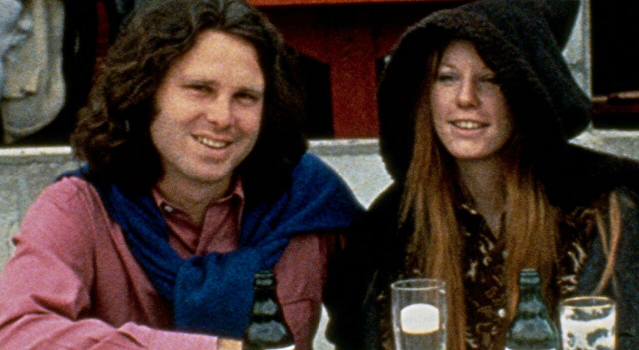 Antologia mostra que poetas vivem da terra ao compilar versos de Jim Morrison
